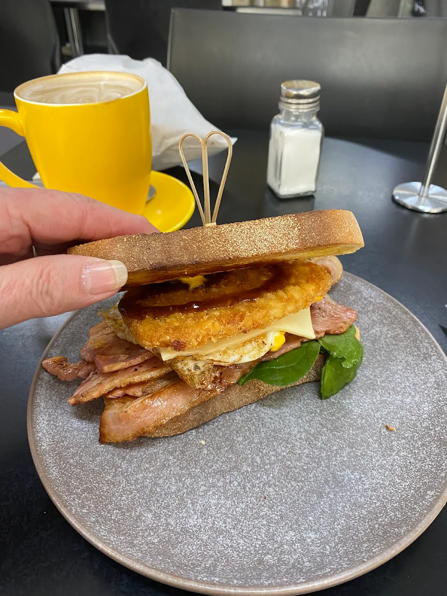 Egg & Bacon Sandwich, Cafe Delizioso
