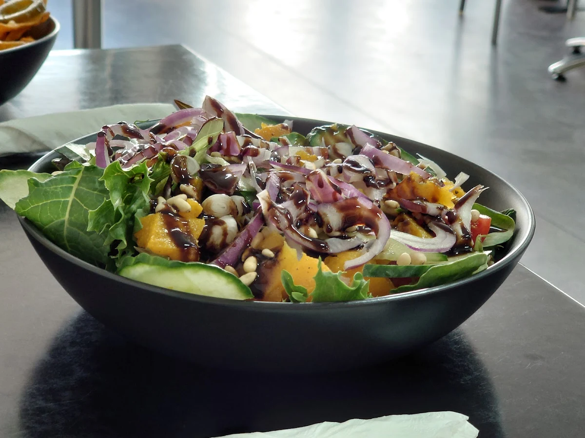 Salad, Cafe Delizioso