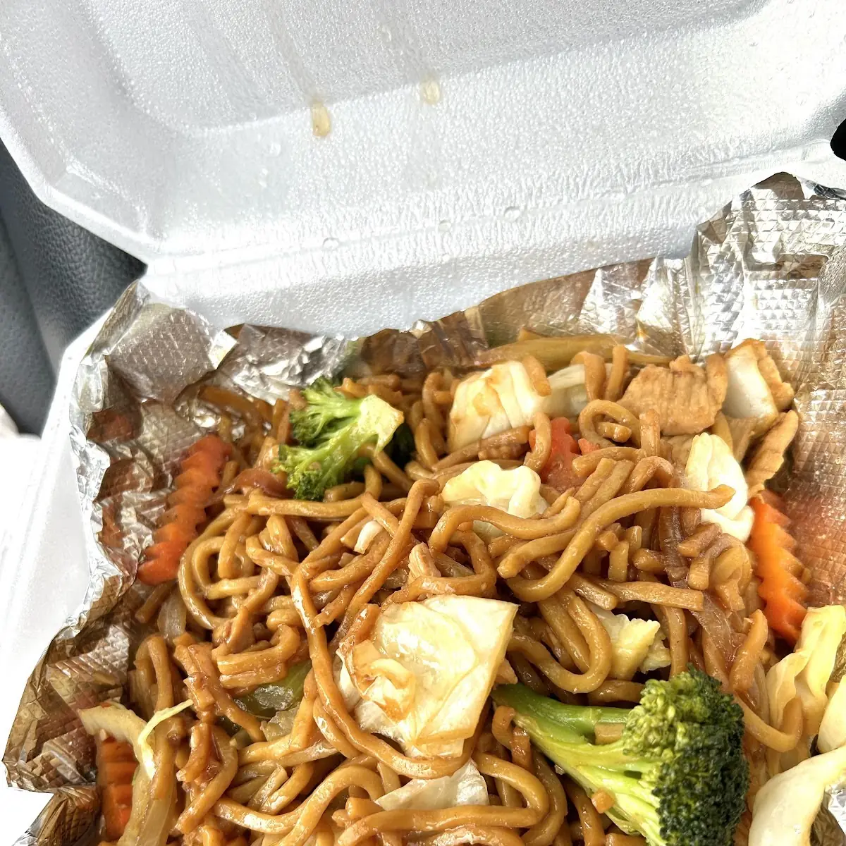 Chicken Lo Mein