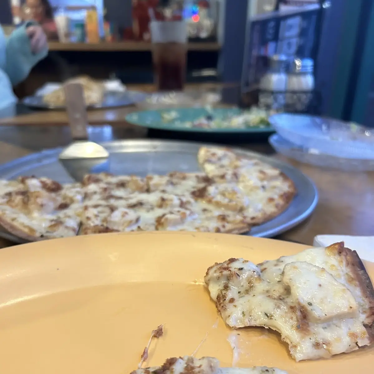 Chicken Alfredo Pizza