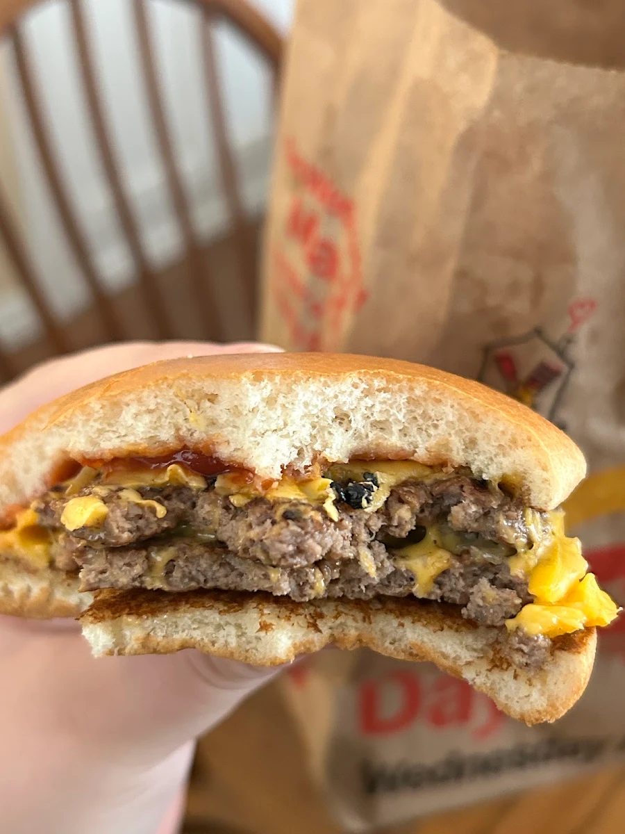 Double Cheeseburger, McDonald's