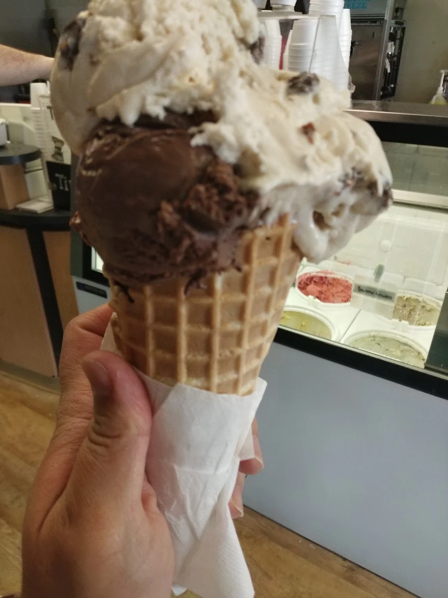 Waffle Cone Chocolate Raisins Rum