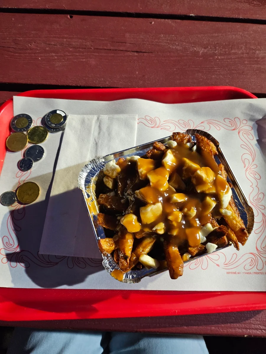 Poutine Saucisses