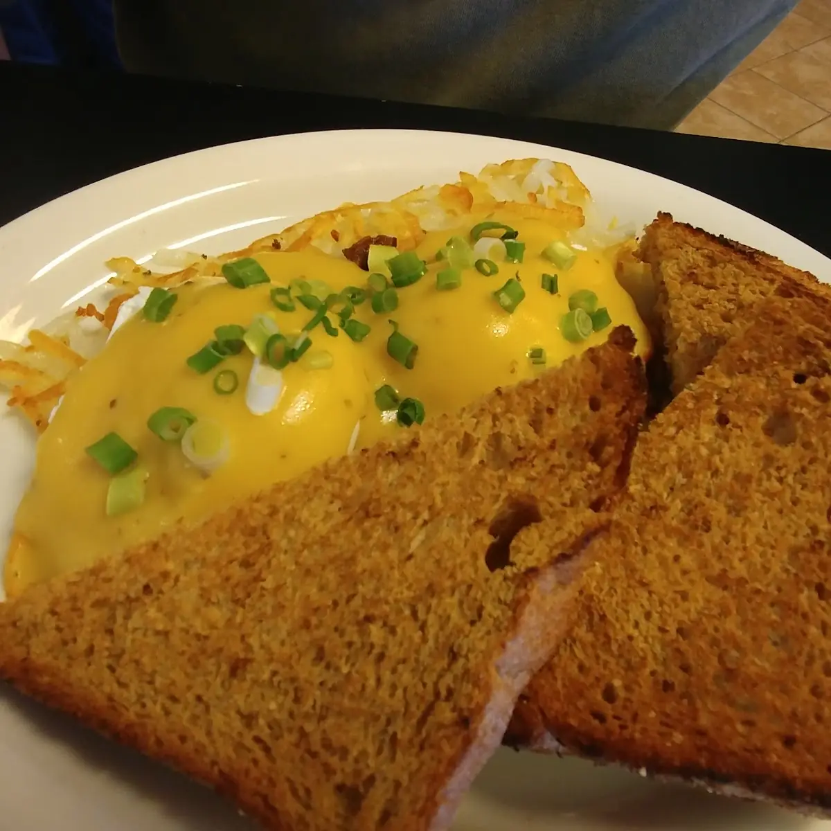 Farmers Eggs Benedict