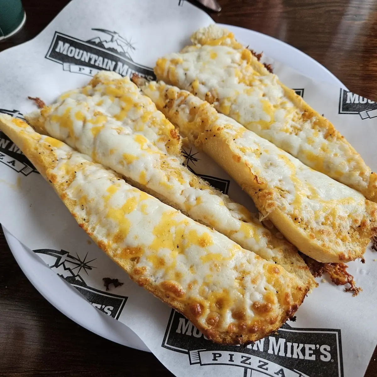 Garlic Cheese Bread