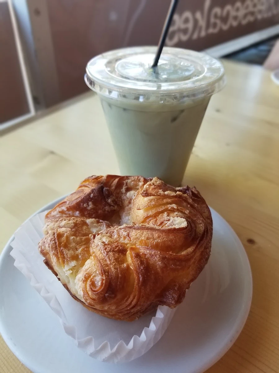Iced Hibiscus Matcha Latte Puff Pastry