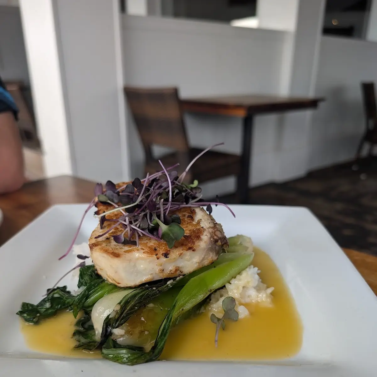 Seared Ahi Benedict