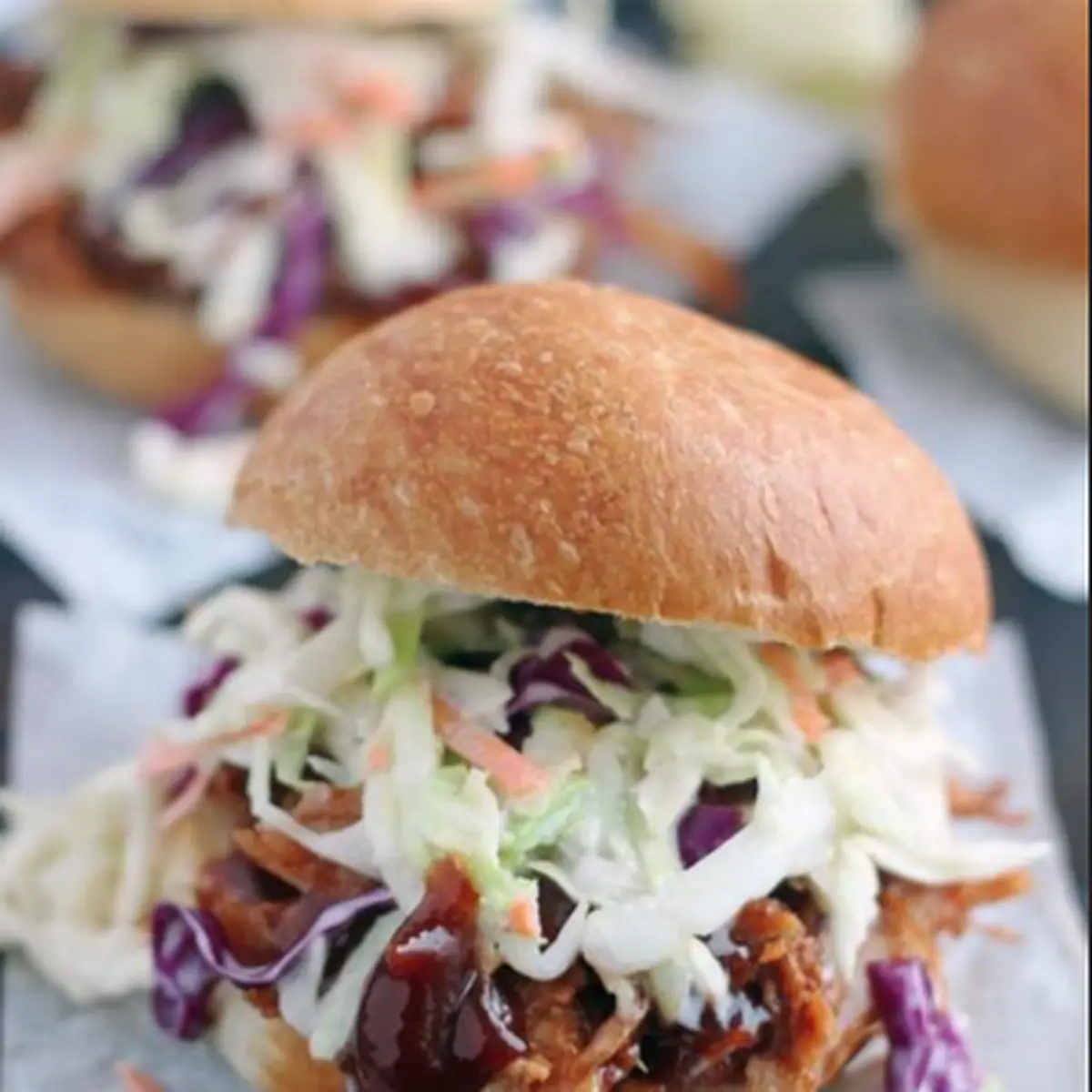 Pulled Pork Sandwich & Chips