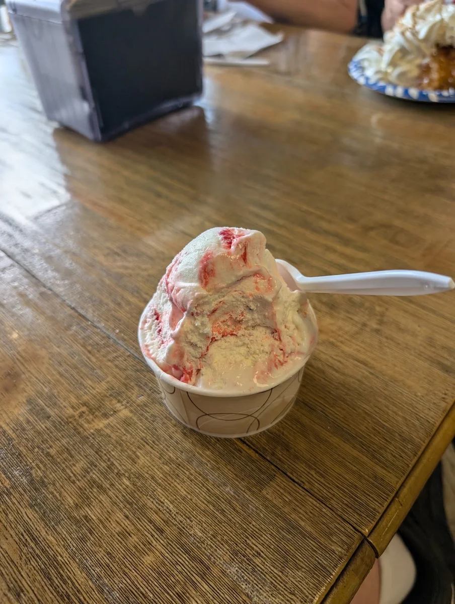 Dusty Road Sundae