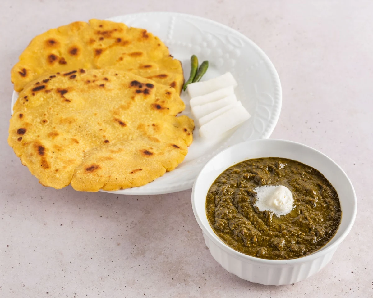 Saag and Maki Combo, Koko's Tiffin
