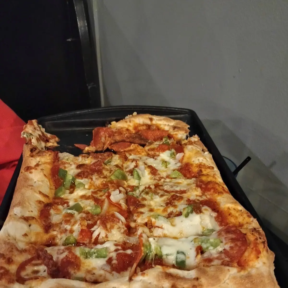 Pizza Margherita Flatbread