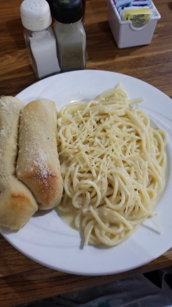 Fettuccine Alfredo