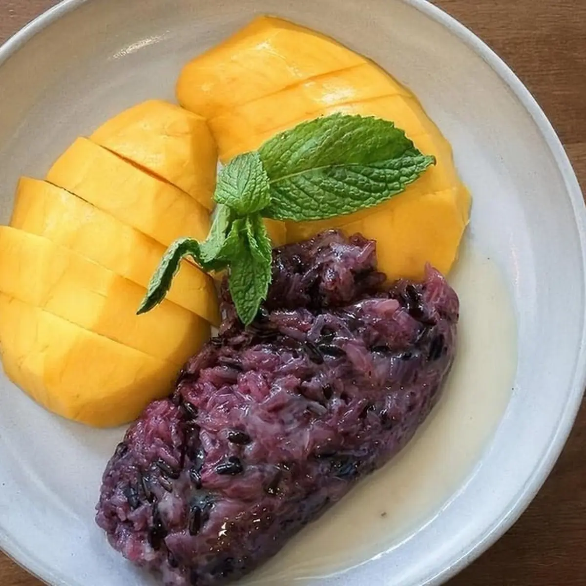 Mango Sweet Rice Coconut Cream