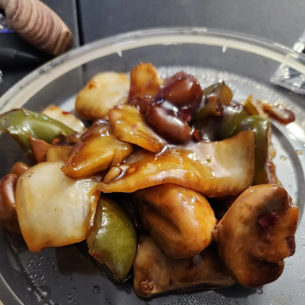 Waste from Plain Broccoli with Garlic Sauce