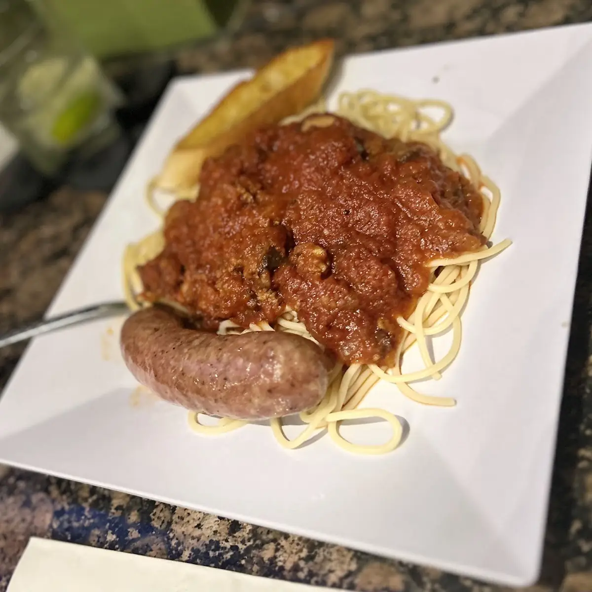 Spaghetti Bolognese w a Sausage