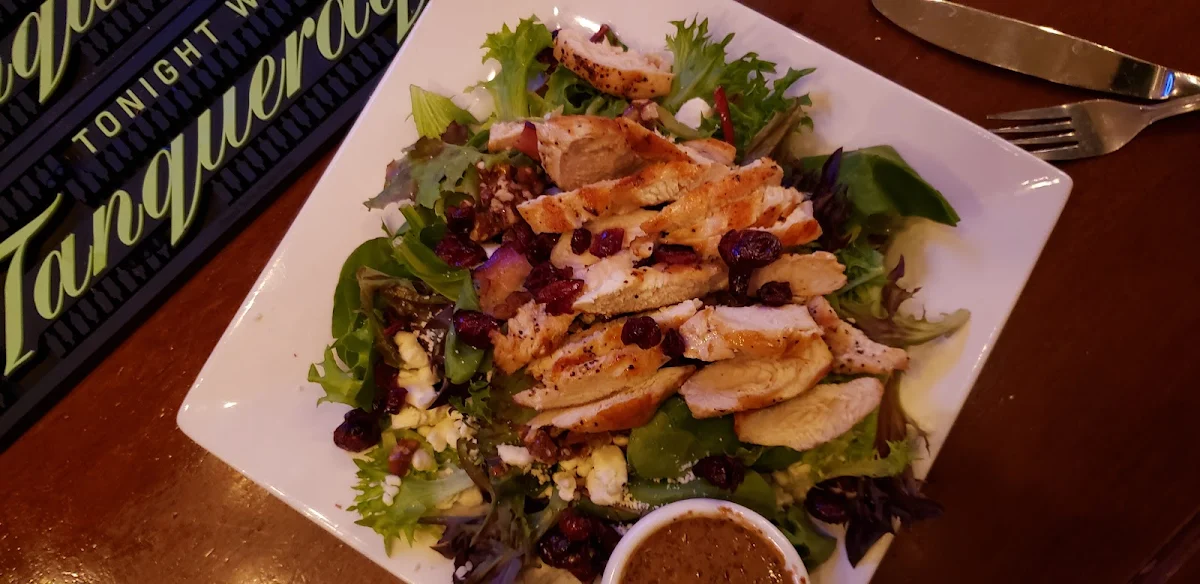 Grilled Chicken Pear Salad