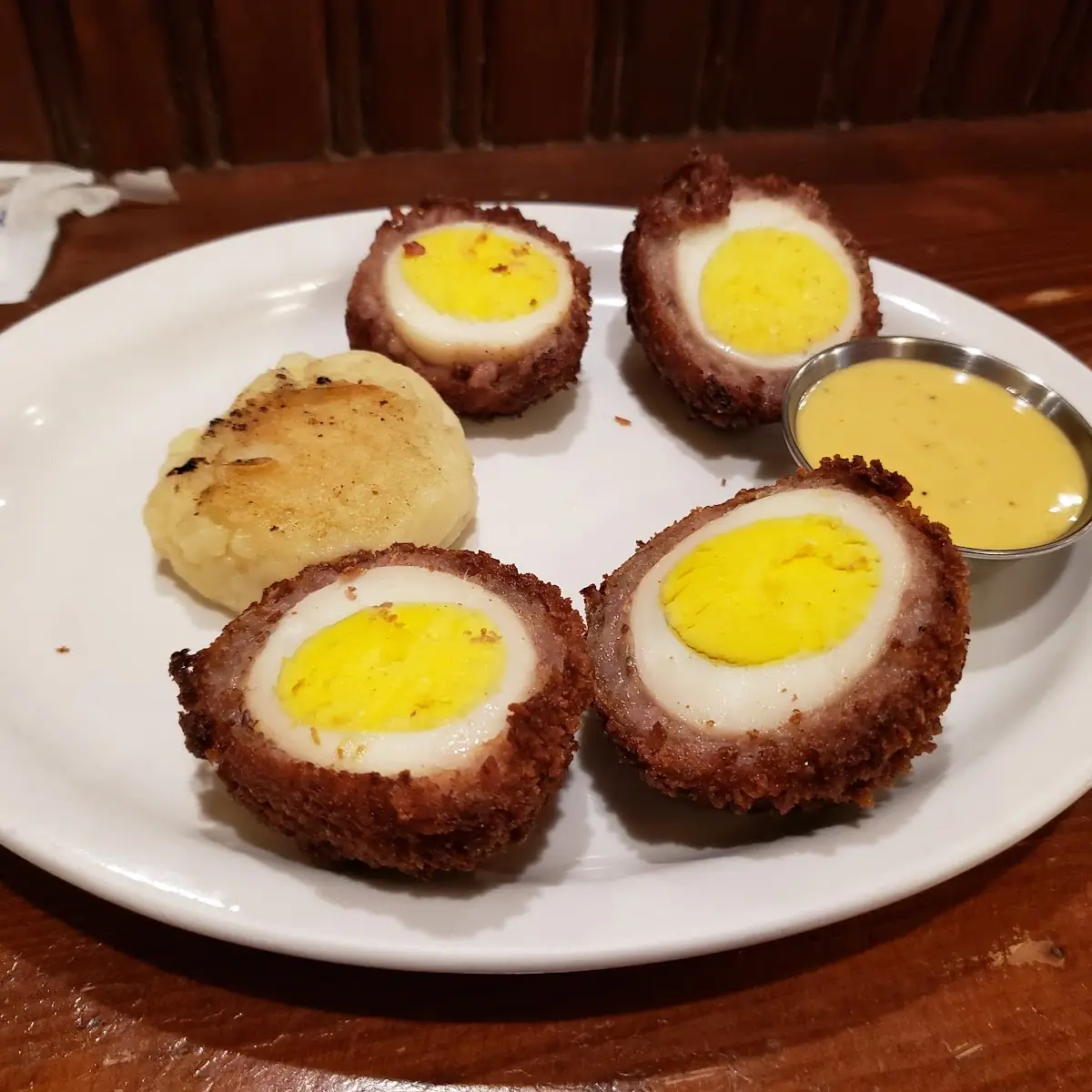 Scotch Eggs Benedict