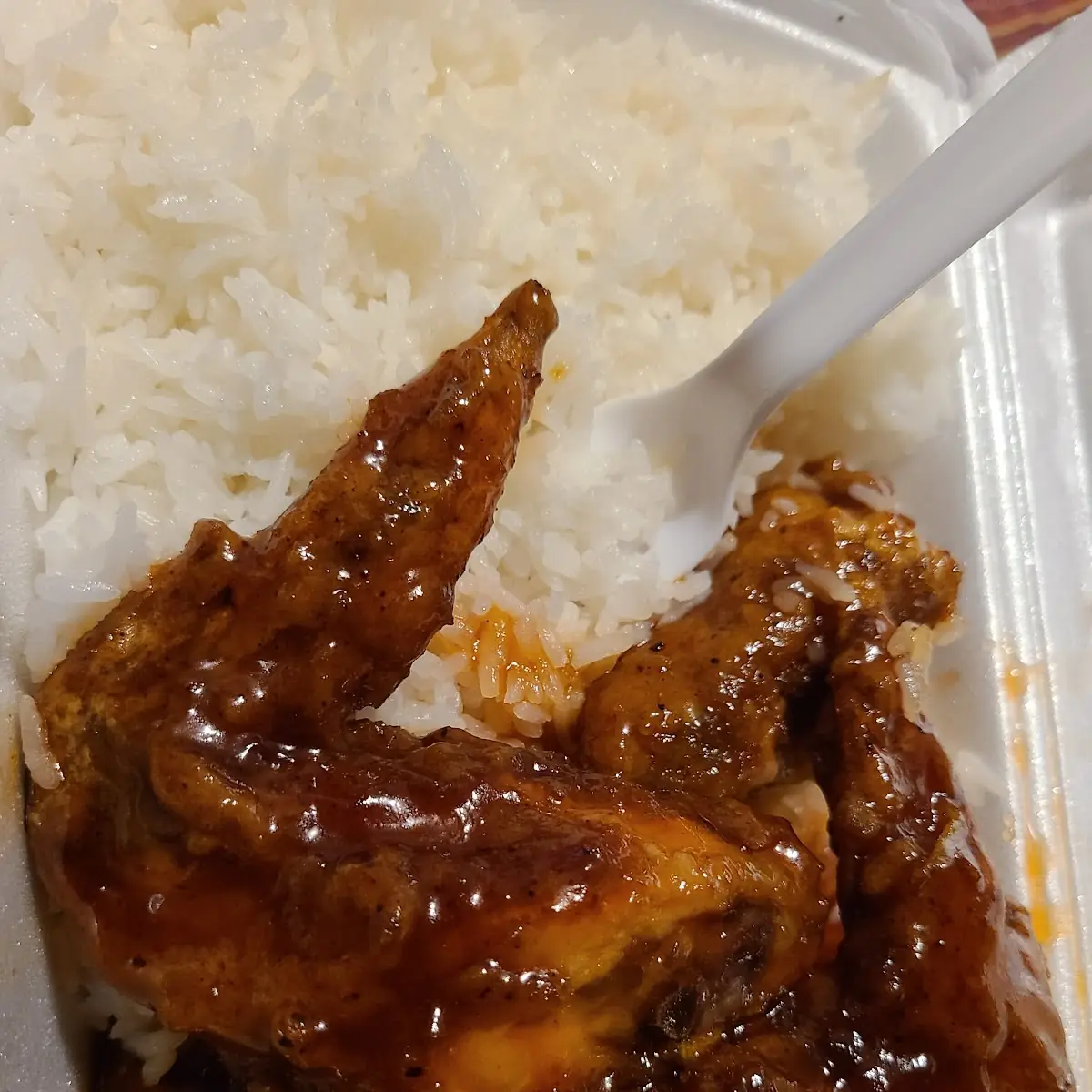 Honey Chicken Wingsand White Rice