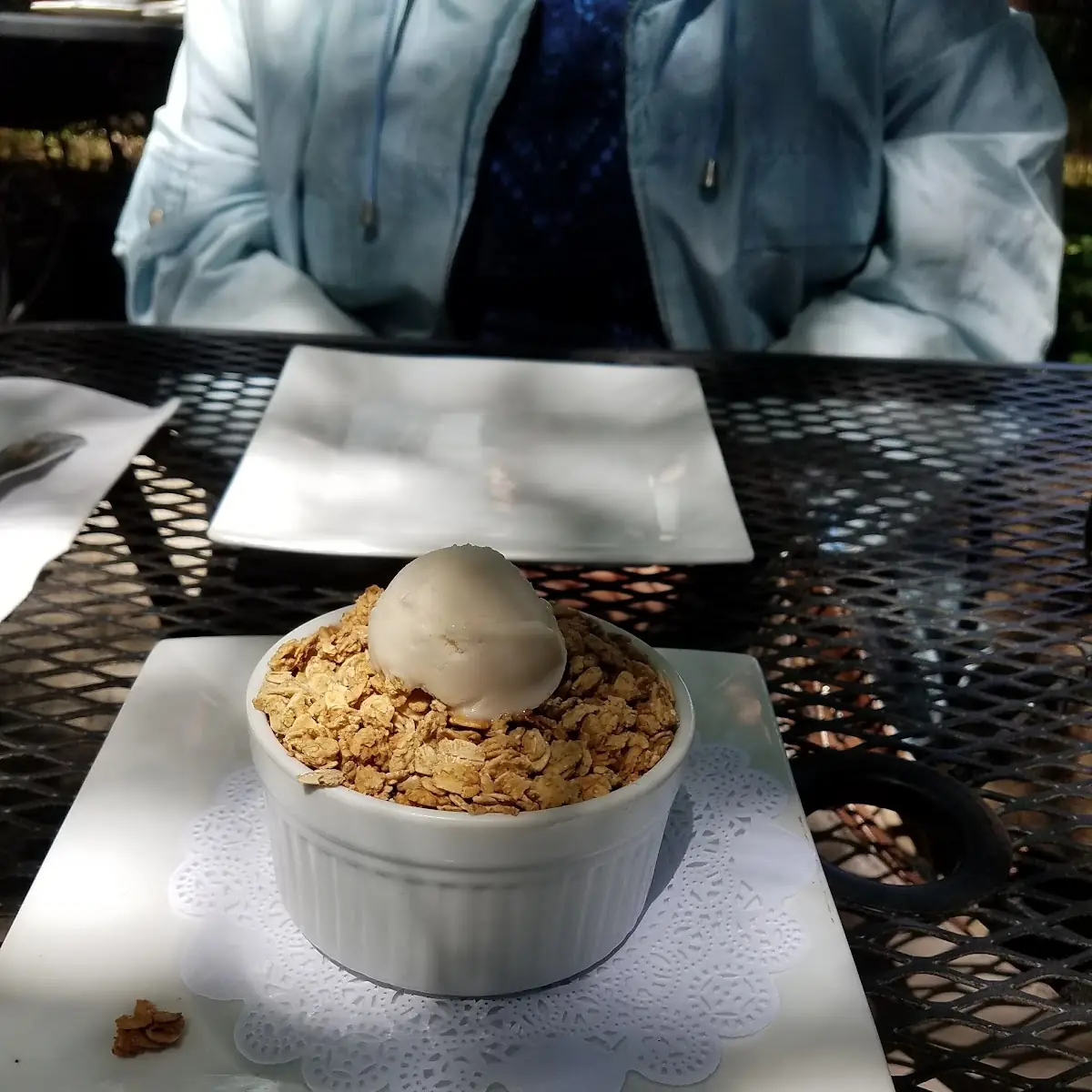Apple Crisp a La Mode