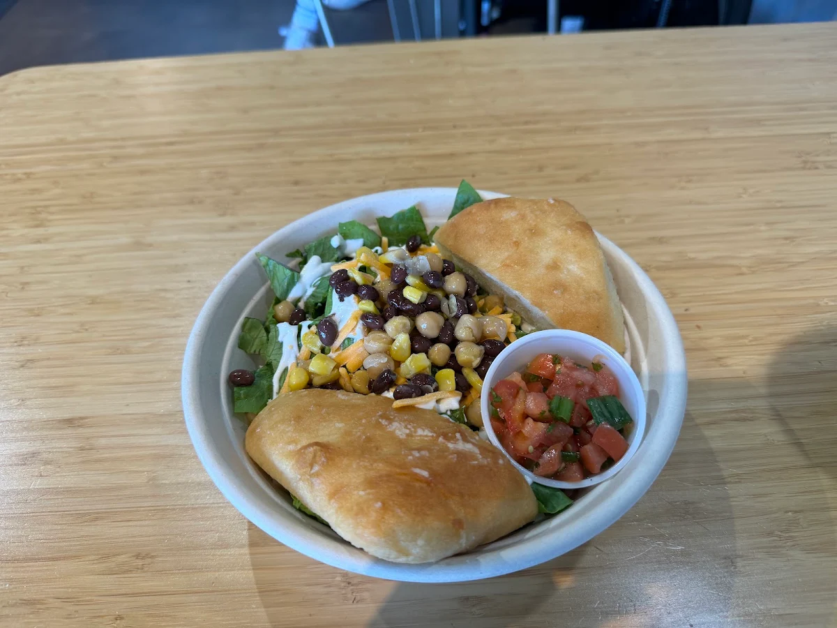 Salad Bowl, Kekuli Café Coffee- Merritt