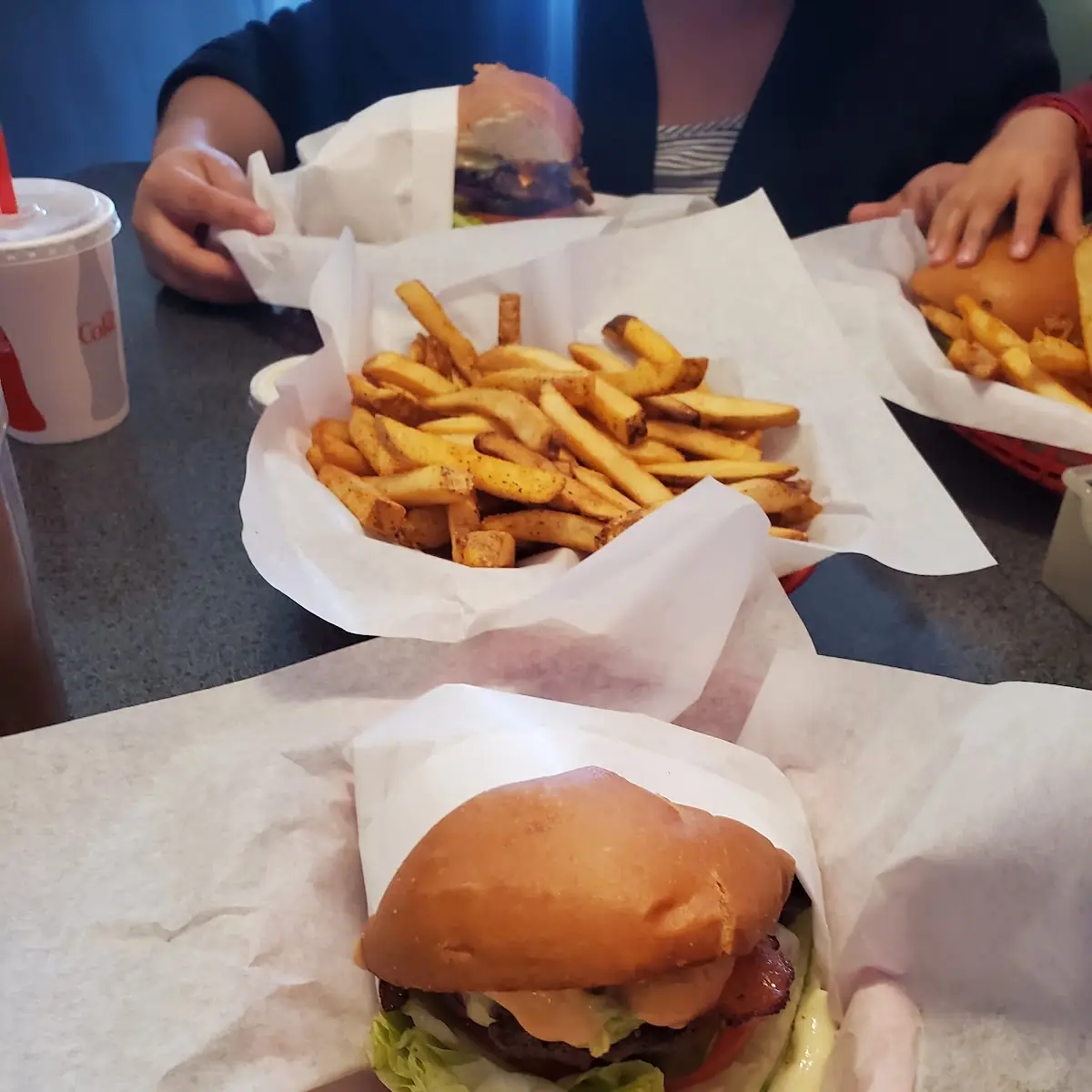 Luna Burger