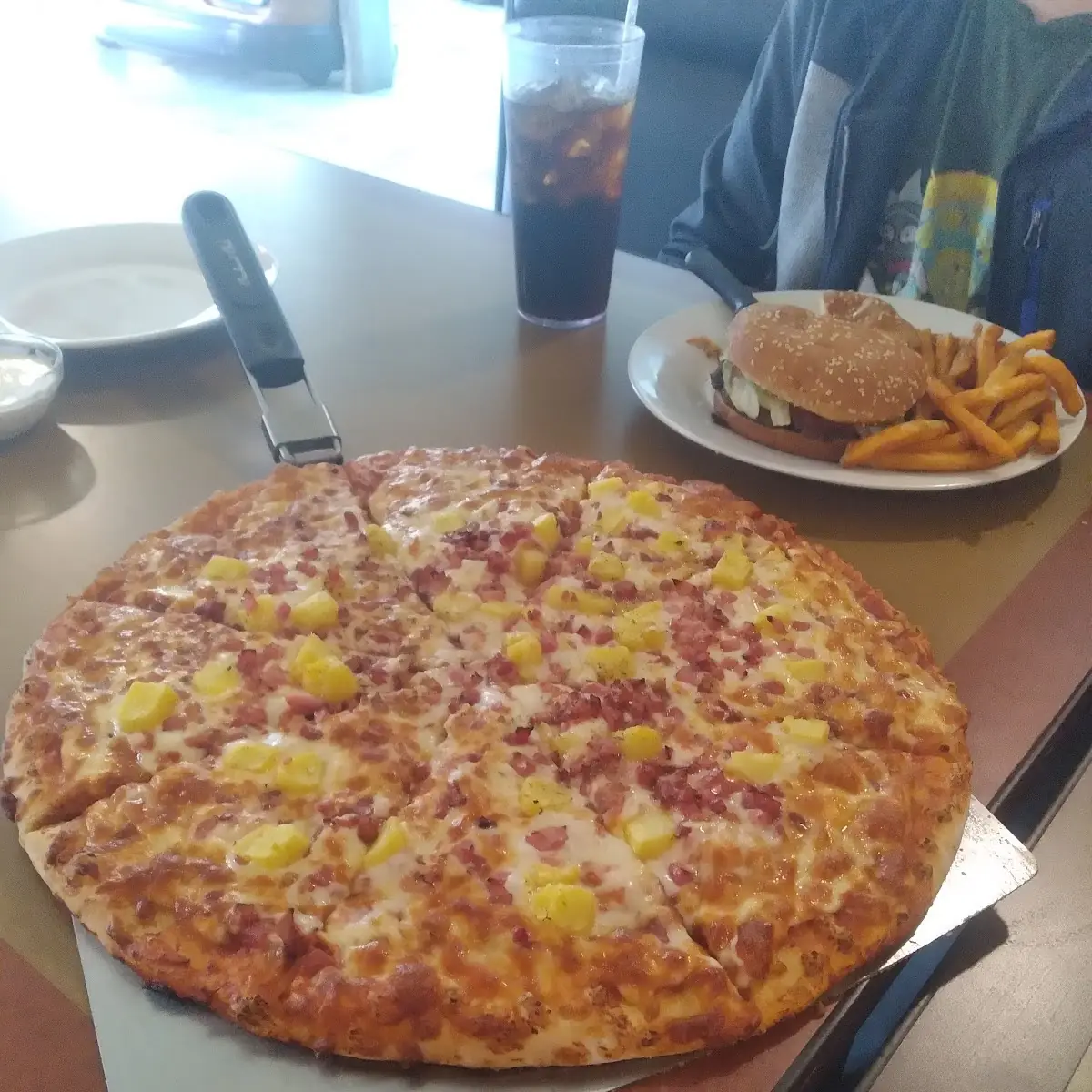 Hawaiian Pizza