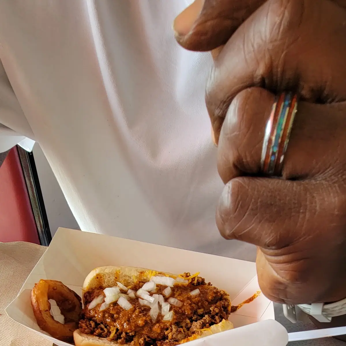 Coney Loose Burger with Onion Rings