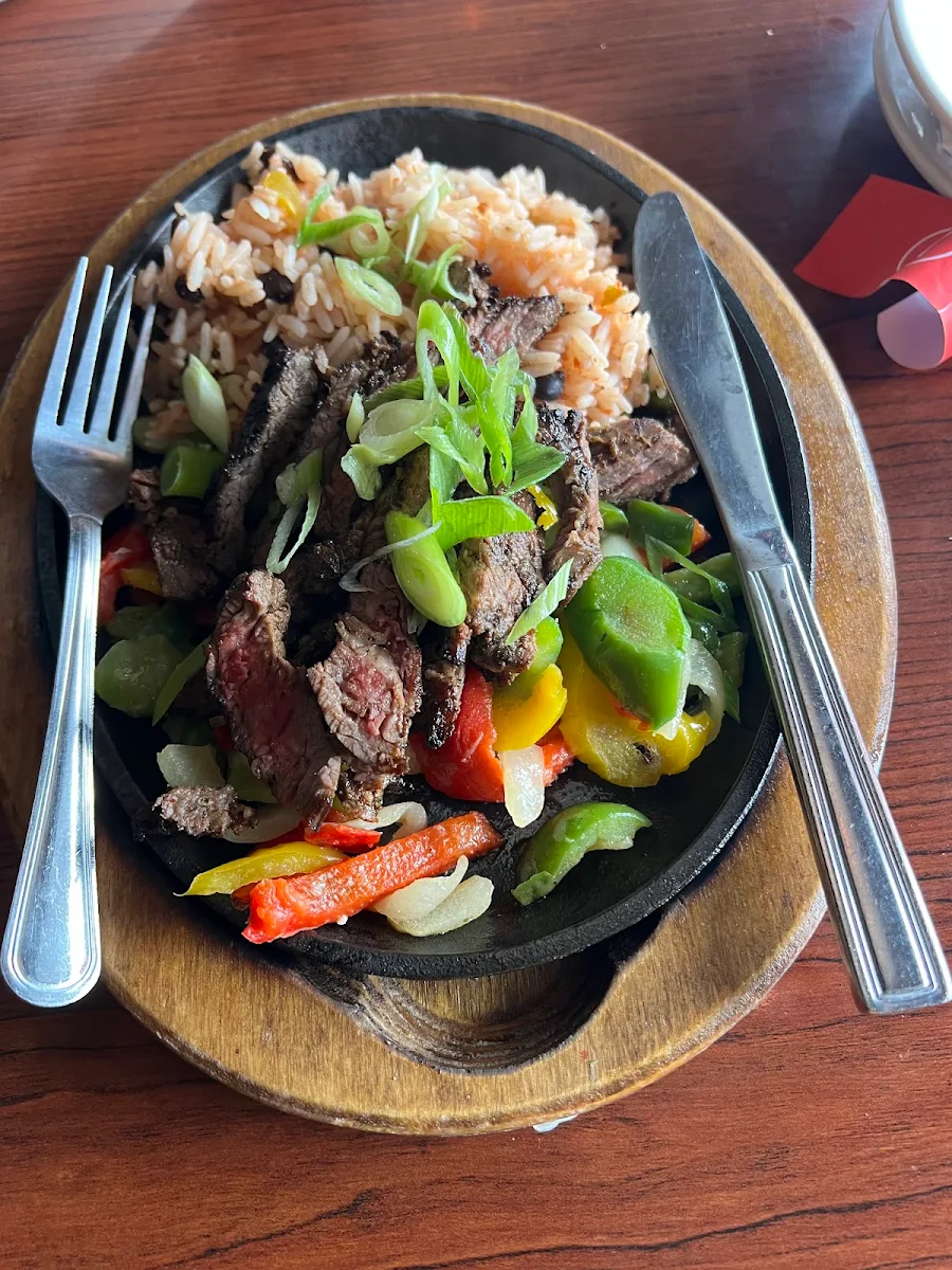 Sizzlin' Beef Tenderloin Fajitas