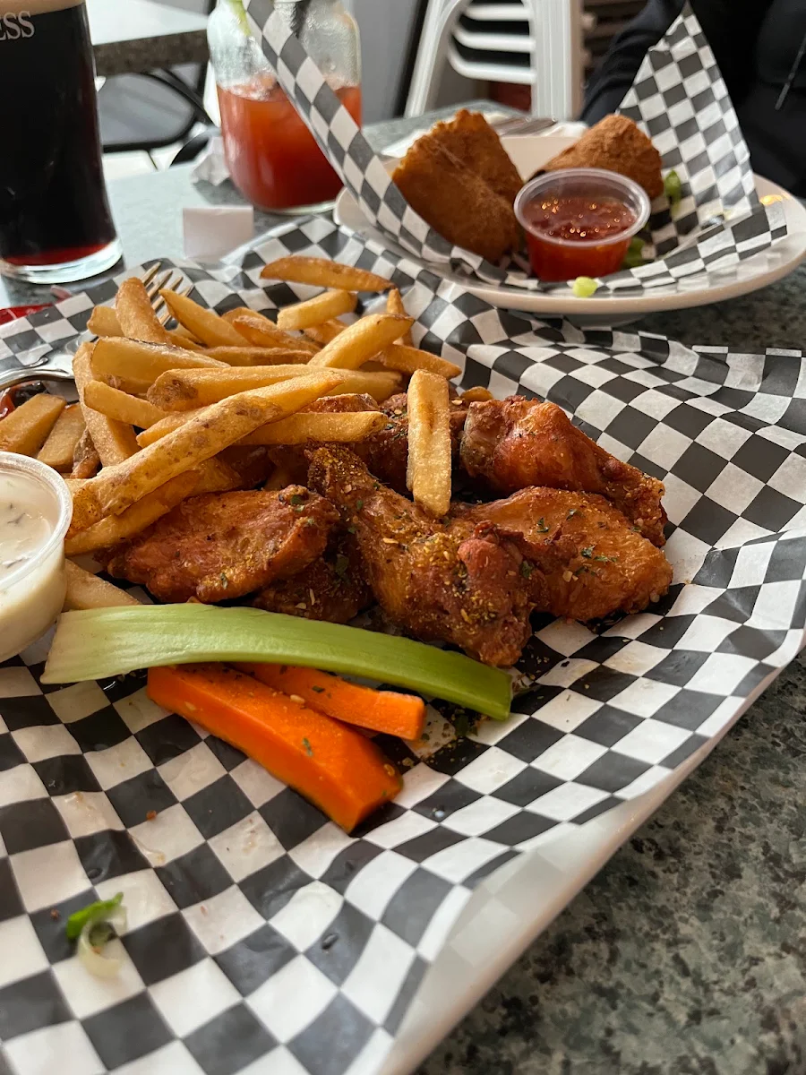 Jerk Chicken Wings and Fries, The Beach Lakefront Bar & Grill