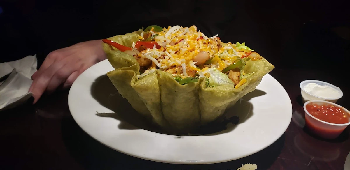 Salad Bowl, The Beach Lakefront Bar & Grill