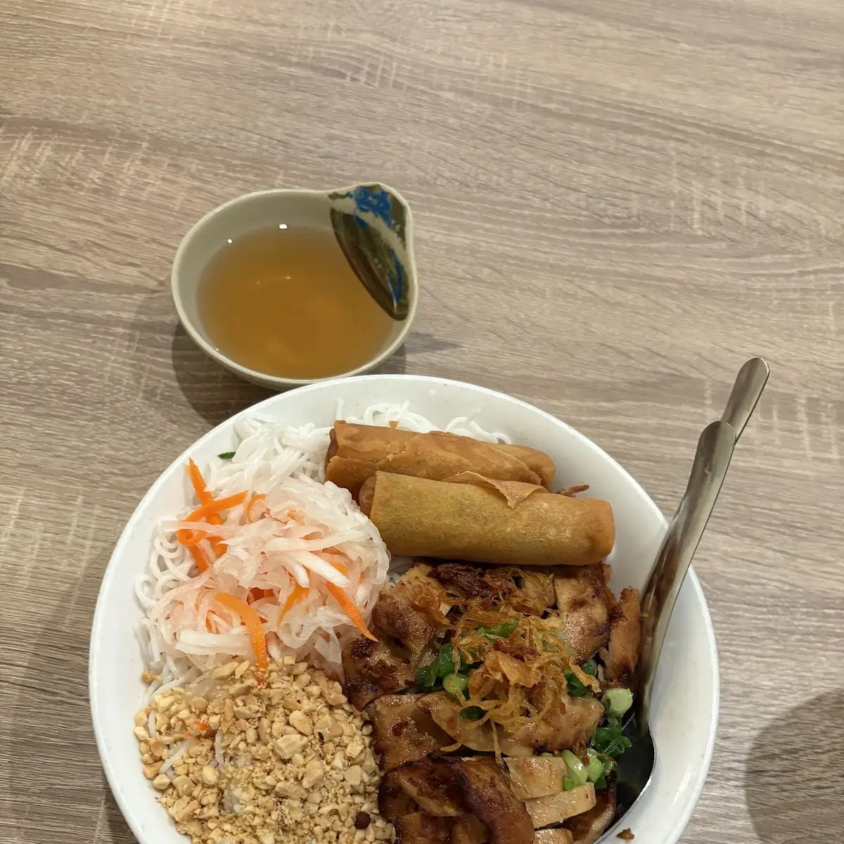 Eggrolls with Vermicelli