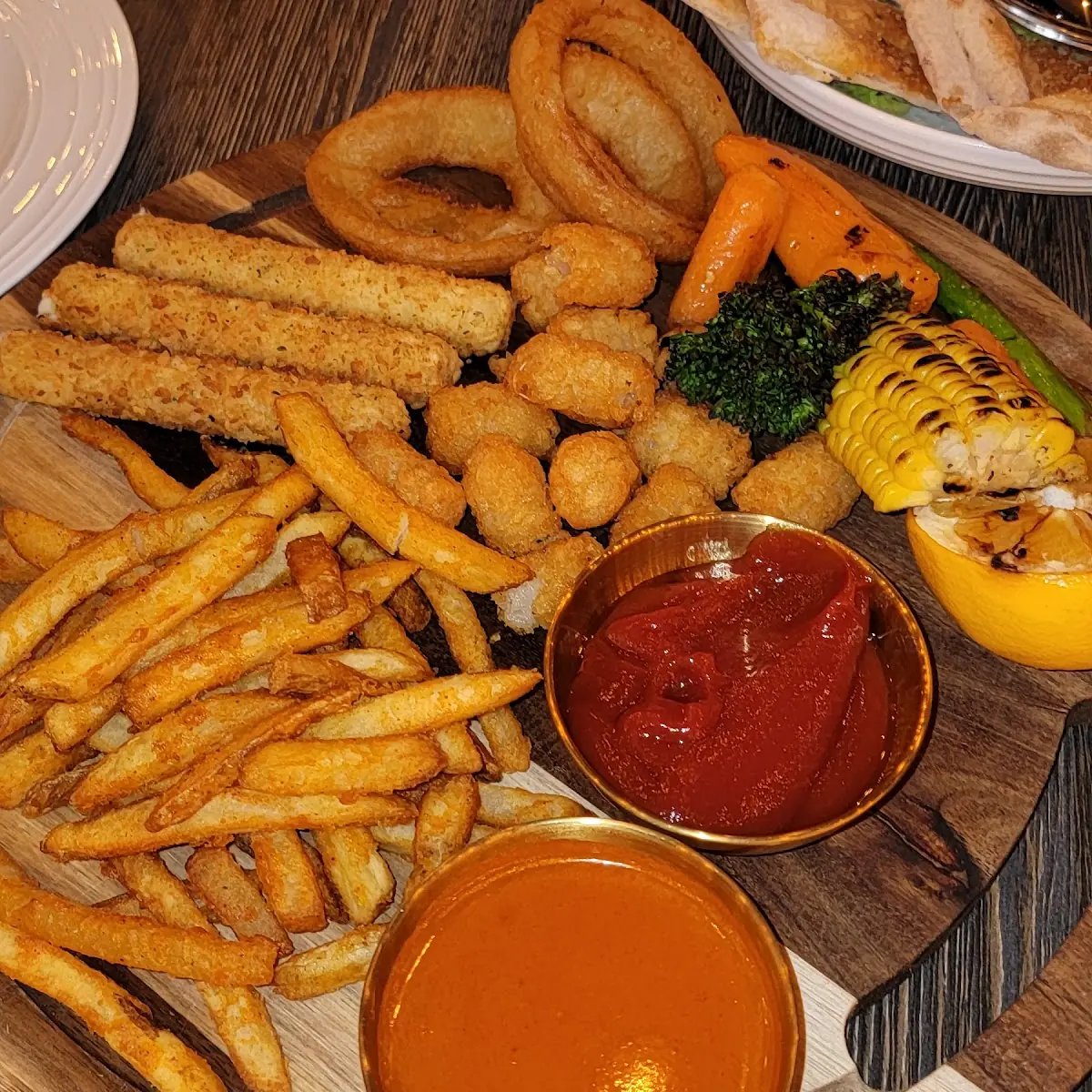APPETIZER SAMPLER