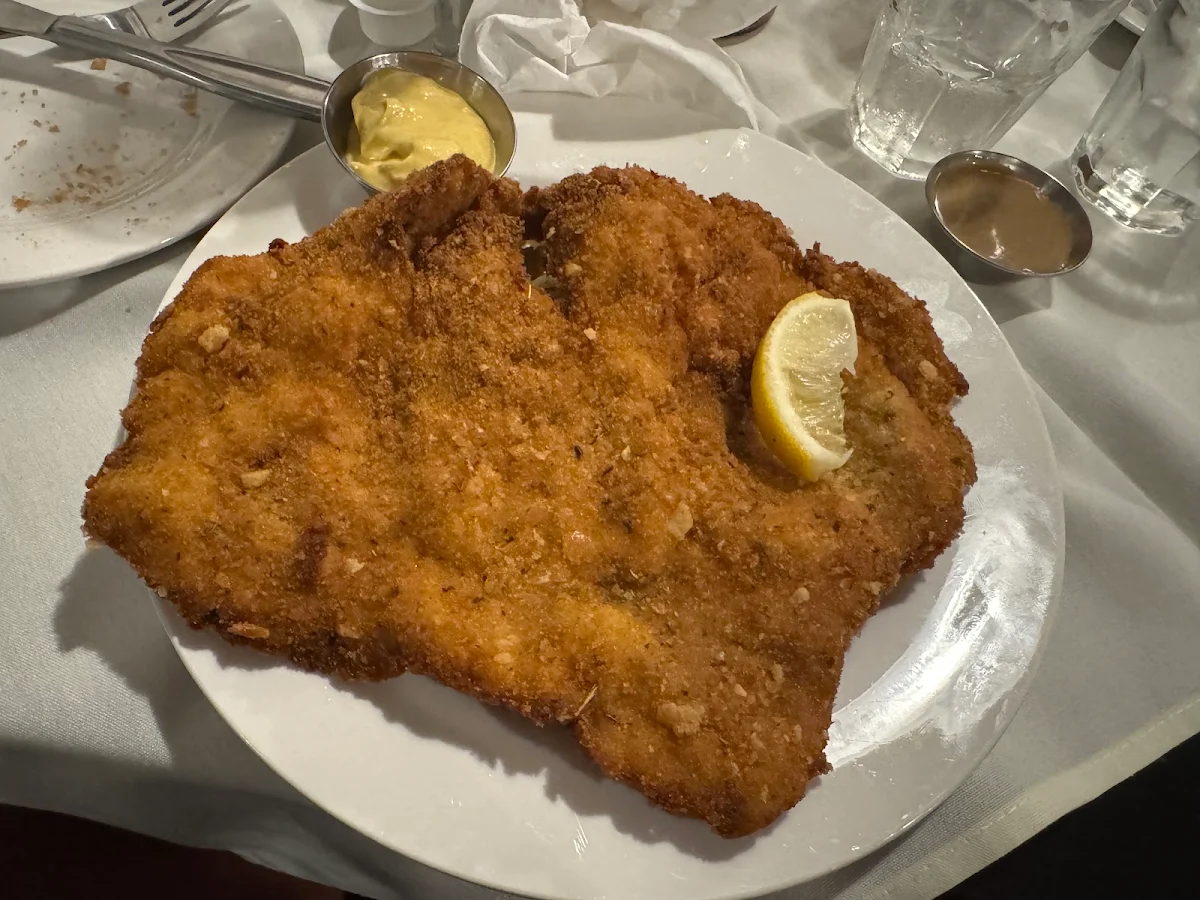 Linden Leaf Schnitzel, Linden Leaf Restaurant