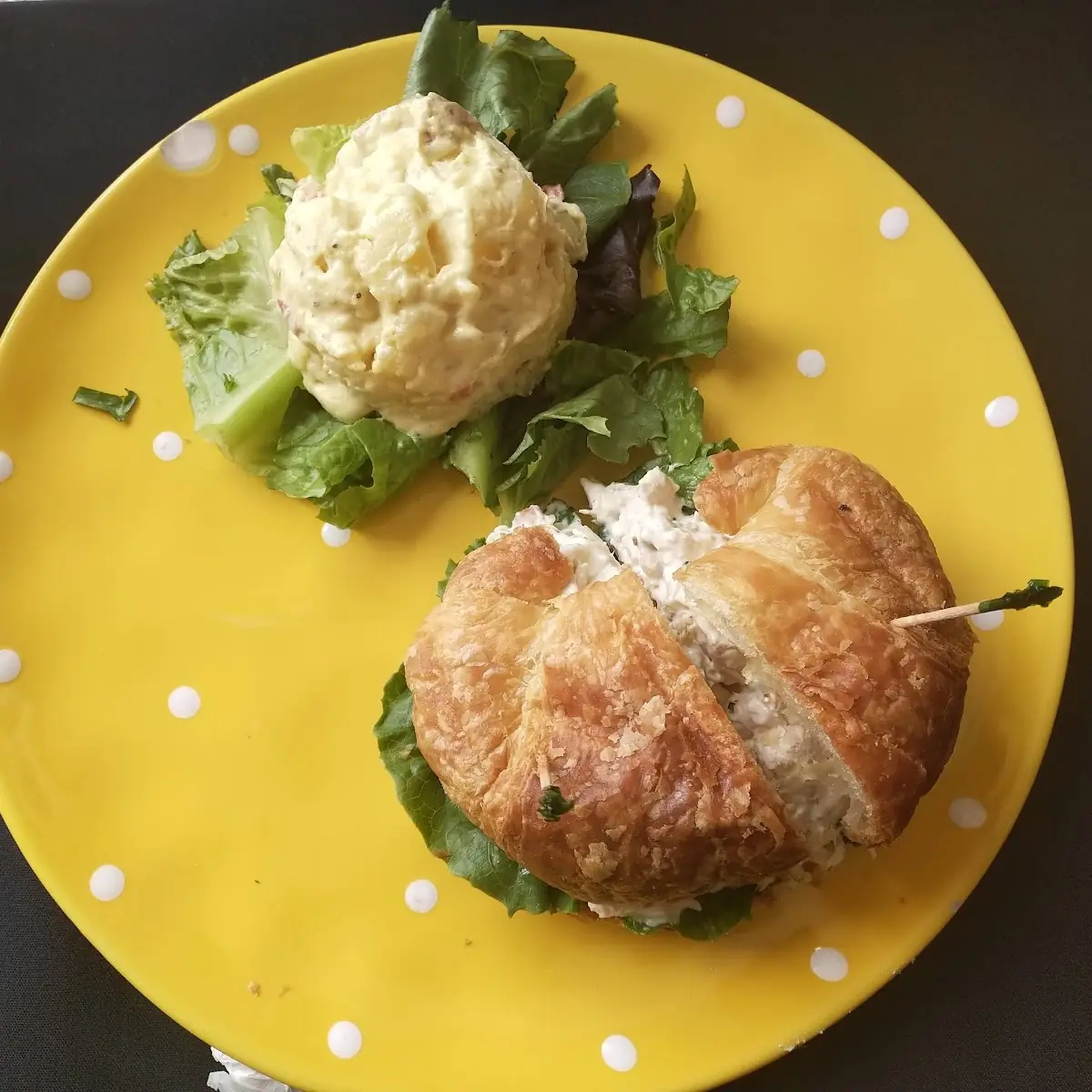 1 2 Chicken Salad Sandwich