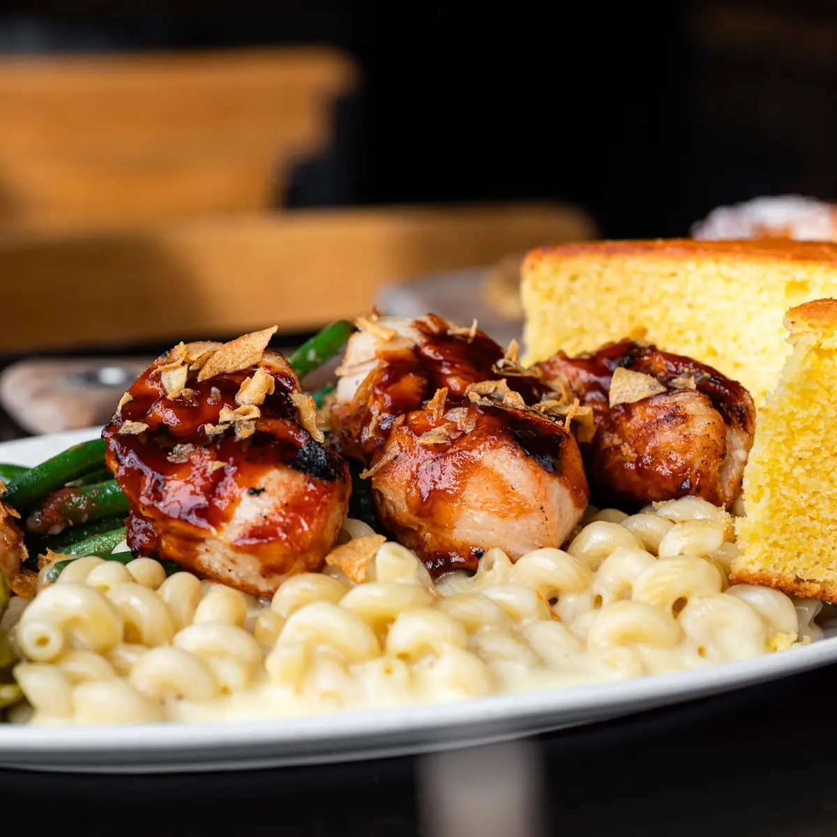 Nashville Hot Chicken Cast Iron Mac & Cheez