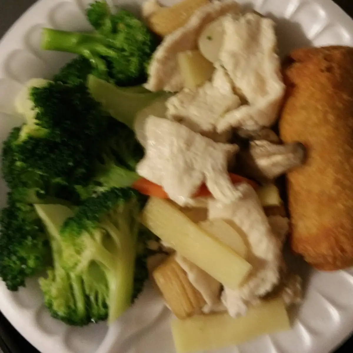 Chicken with Mixed Vegetables and Egg Roll