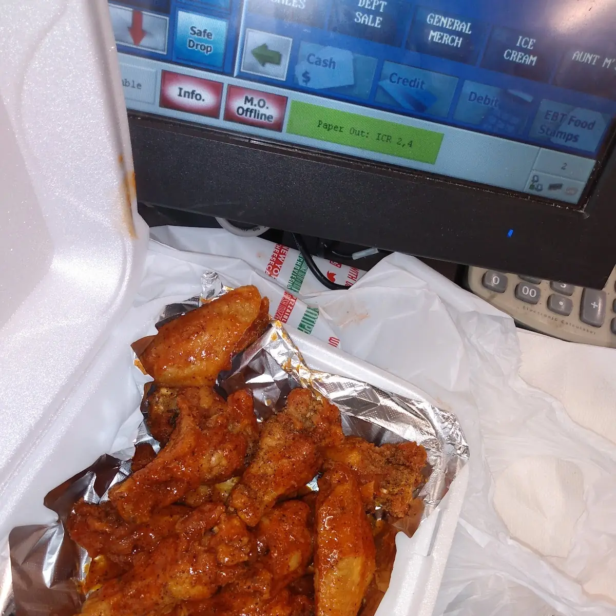 Hot Wings with Lemon Pepper Sprinkles