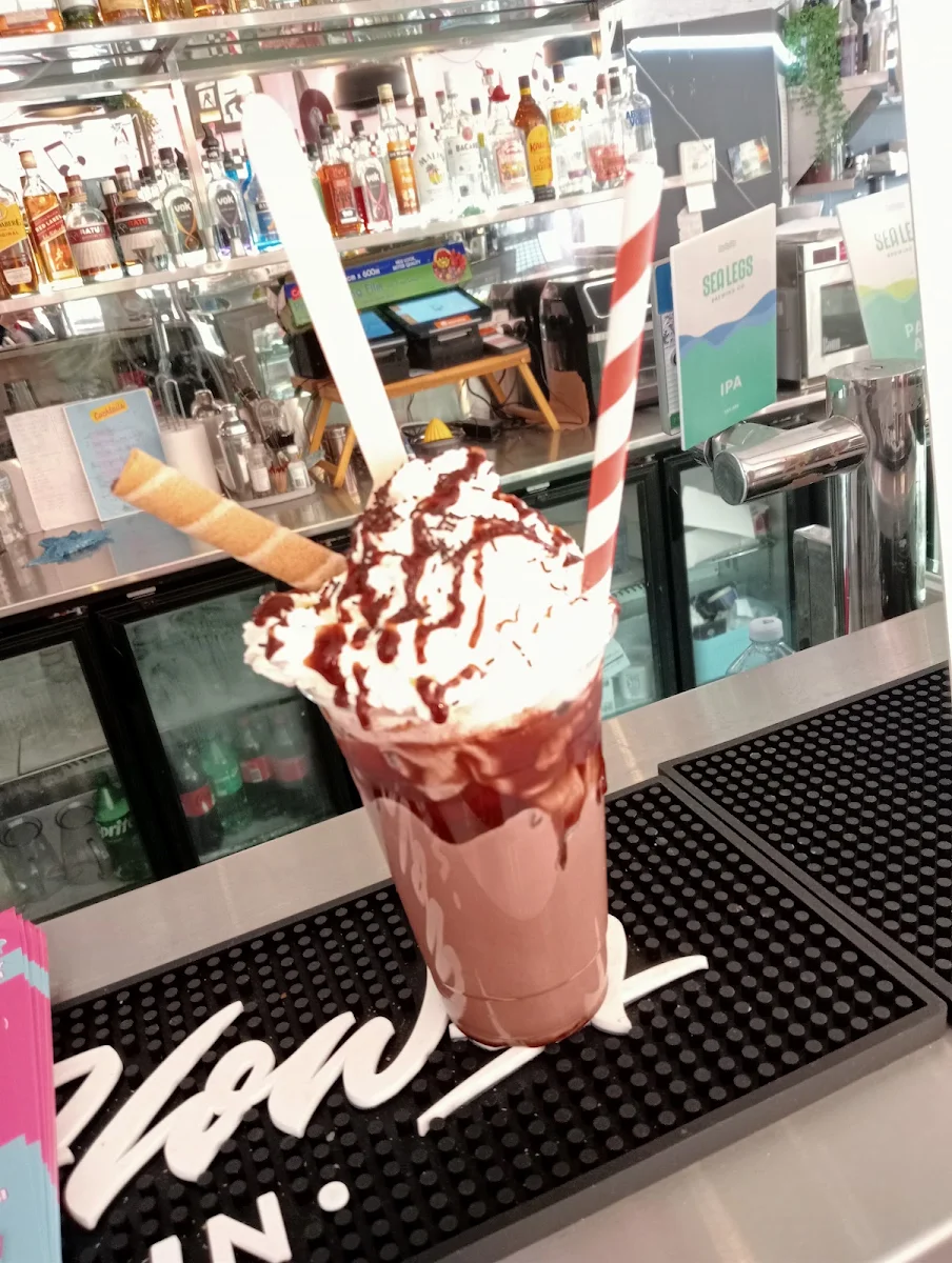 Iced Chocolate, Tamborine Diner