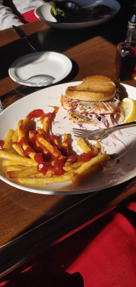 Salmon Burger