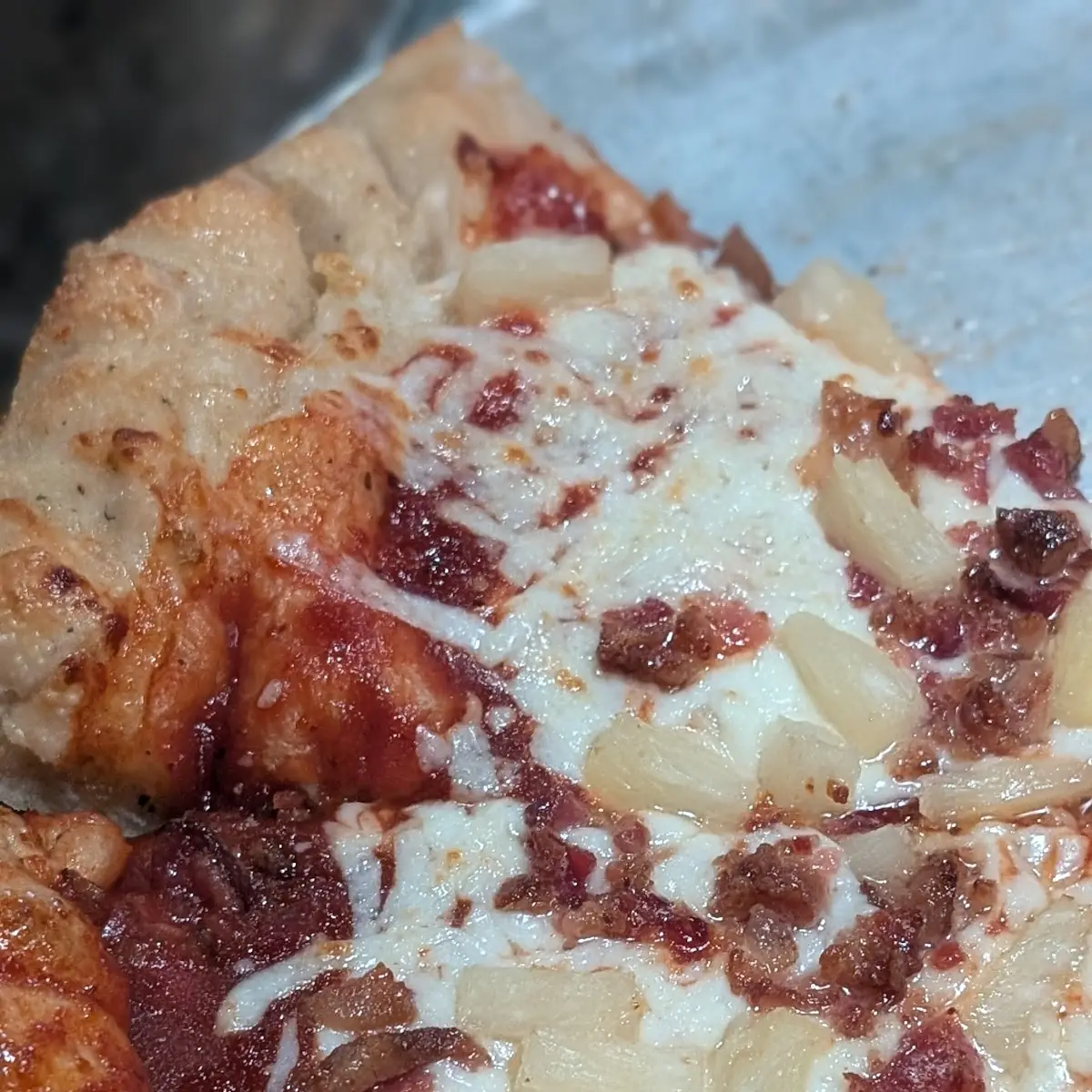 Hawaiian Pizza