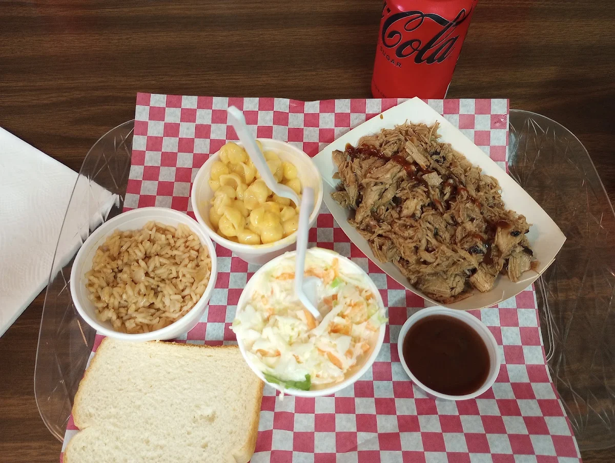 Pulled Pork Plate with 2 Sides Rice & Bread
