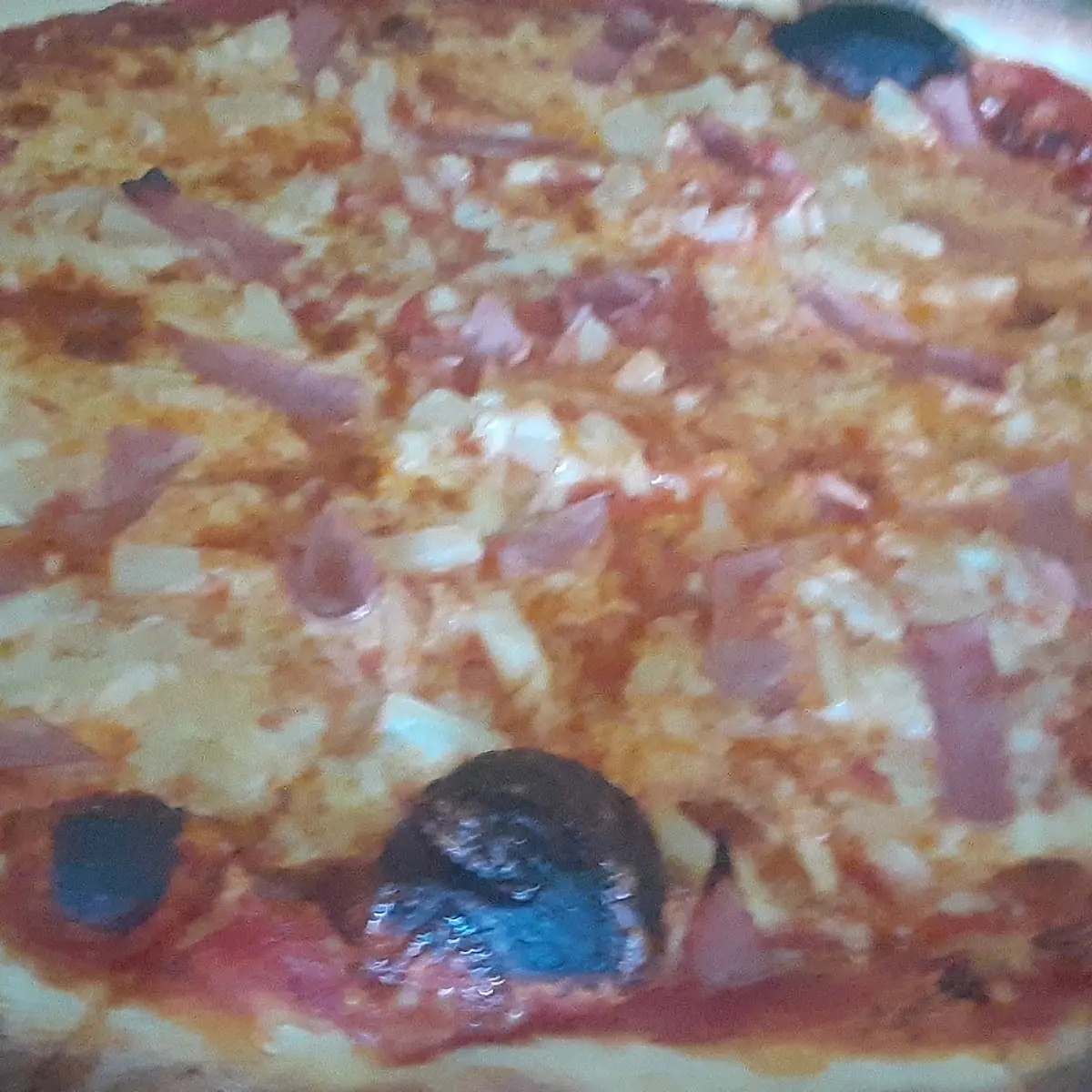 Hawaiian Pizza
