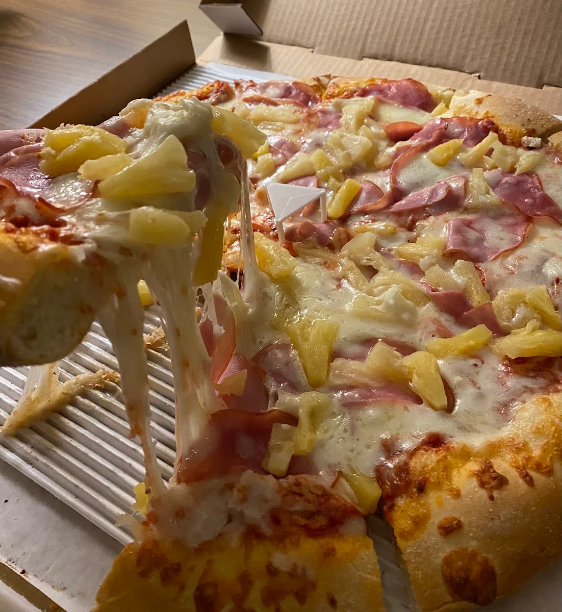 Hawaiian Pizza
