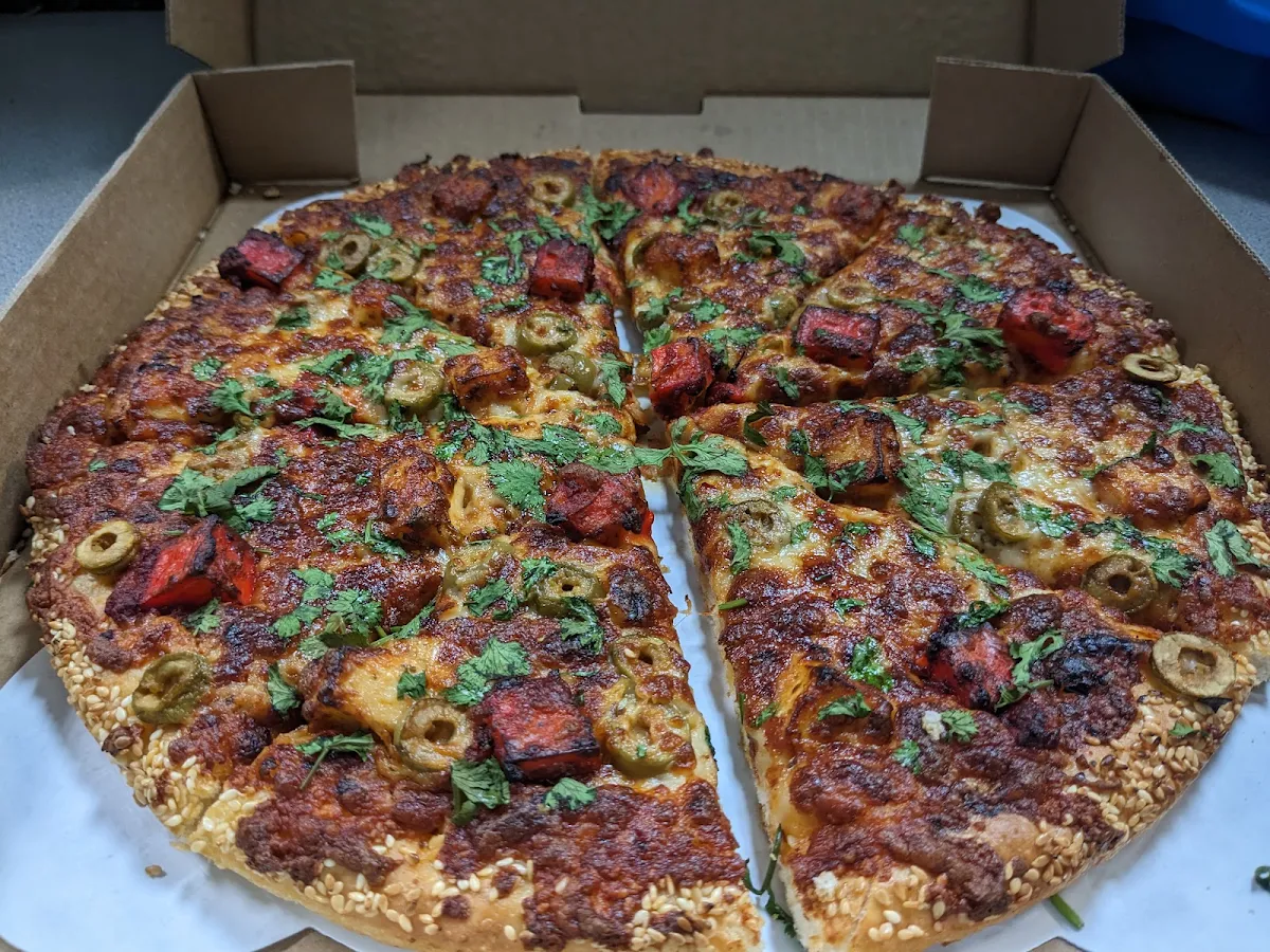 Paneer Pizza with Butter Sauce