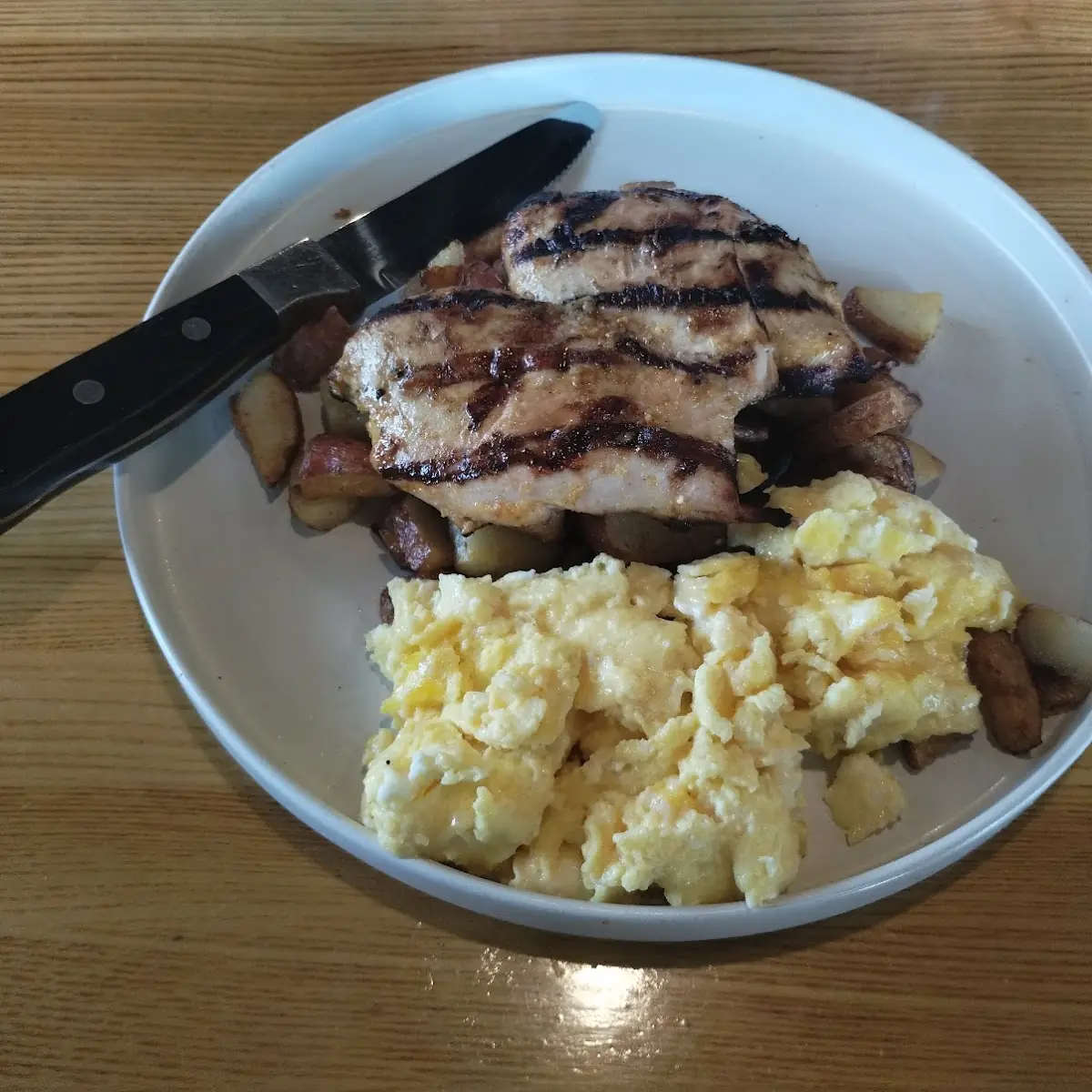 Grilled Chicken & Eggs