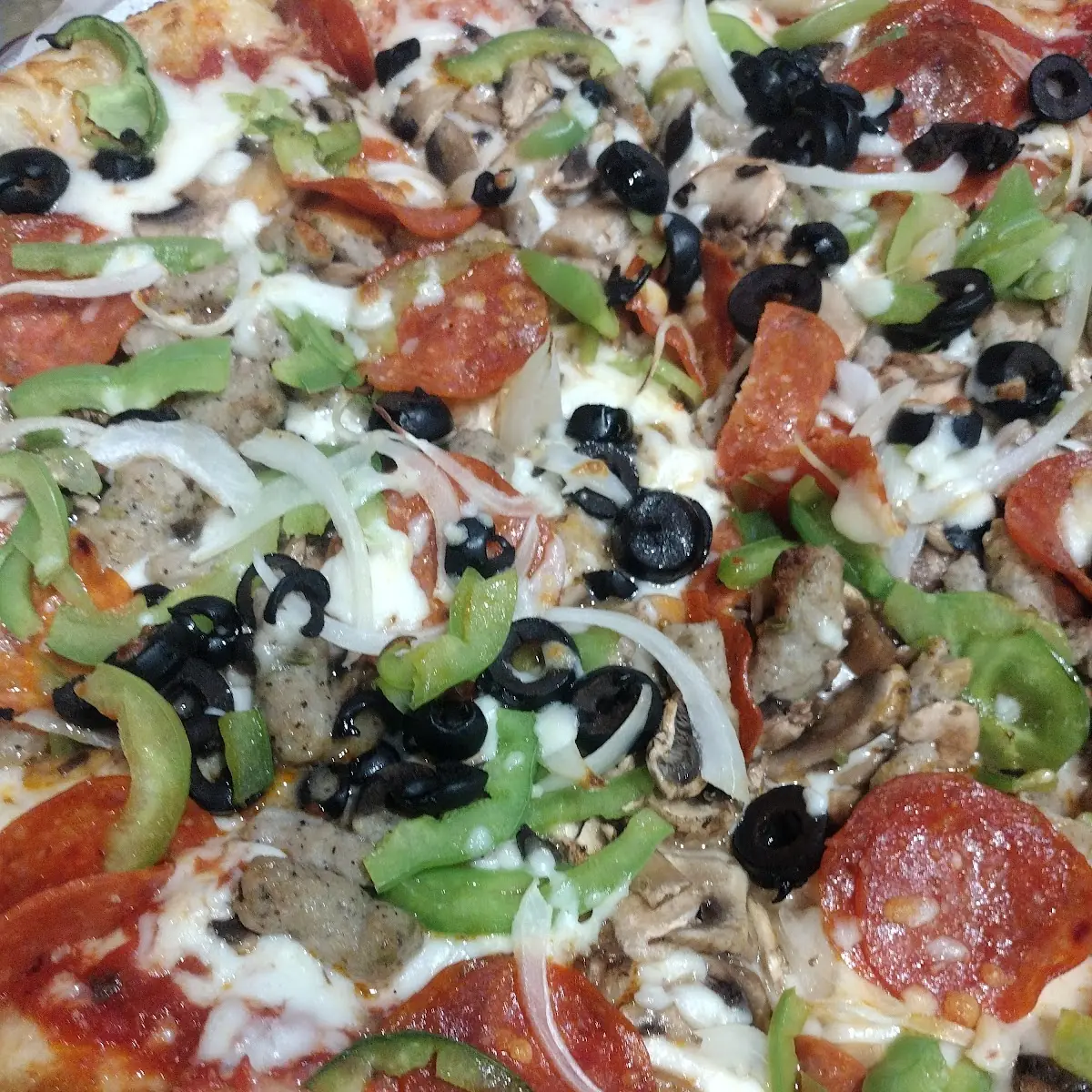 Supreme Pizza Napoli