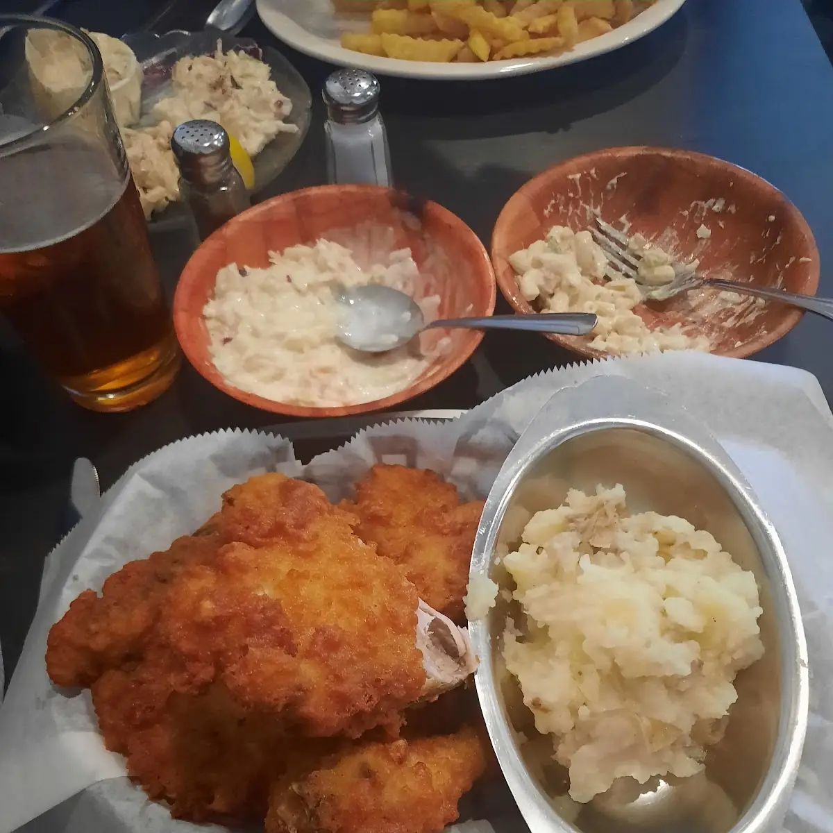 Honey Fried Chicken w Mashed Potatoes
