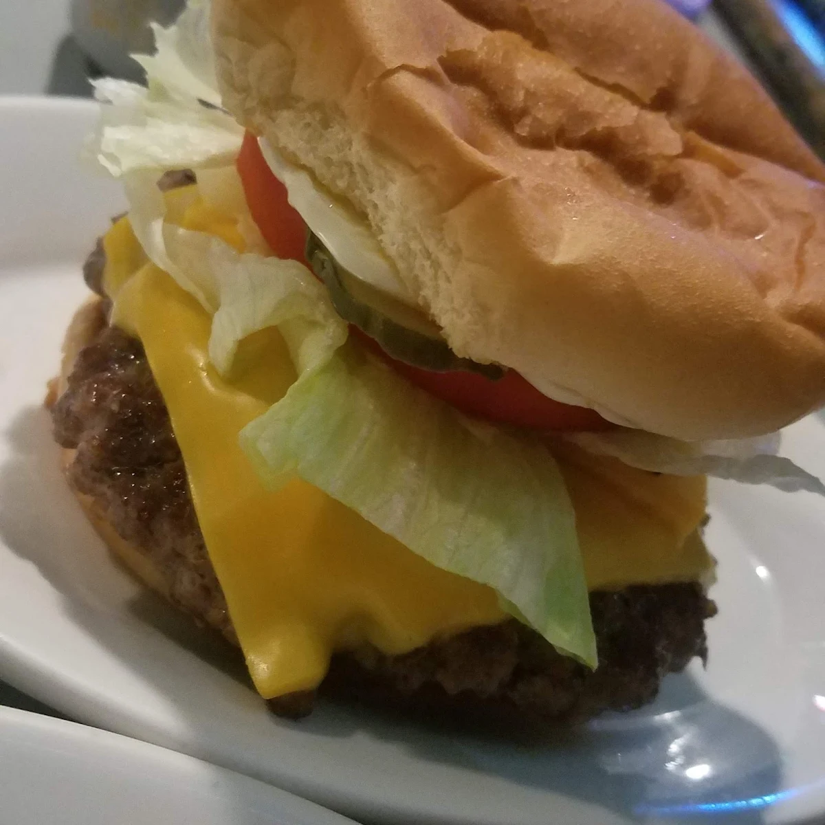 Cheese Burger Deluxe