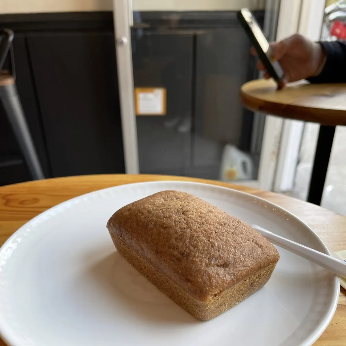 Vegan Gingerbread Cake Slice