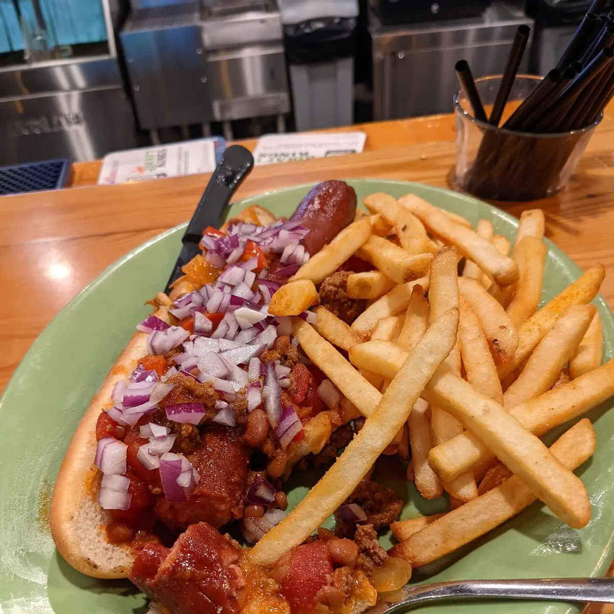 1 4 Pound Chili Dog